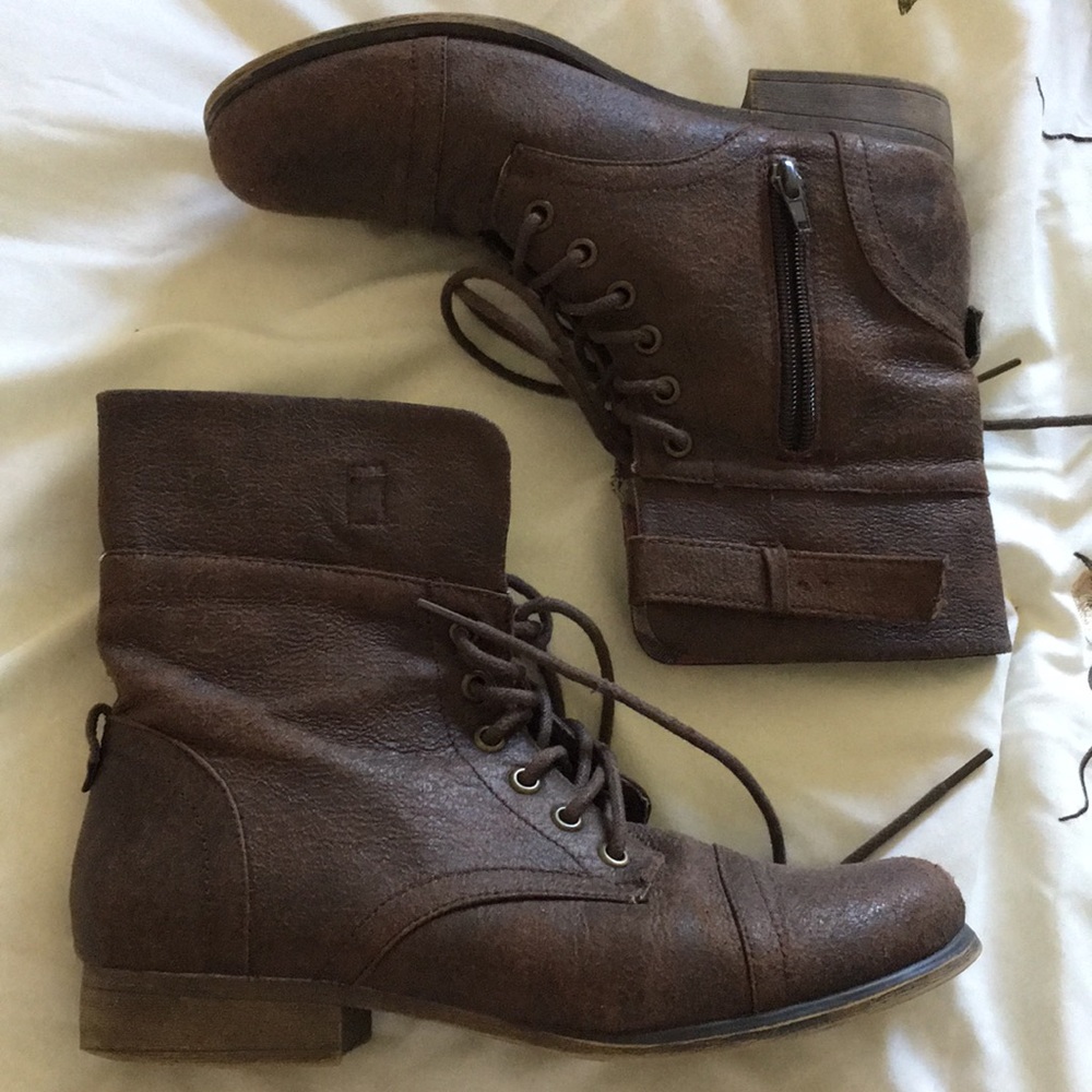 Brown Combat boots